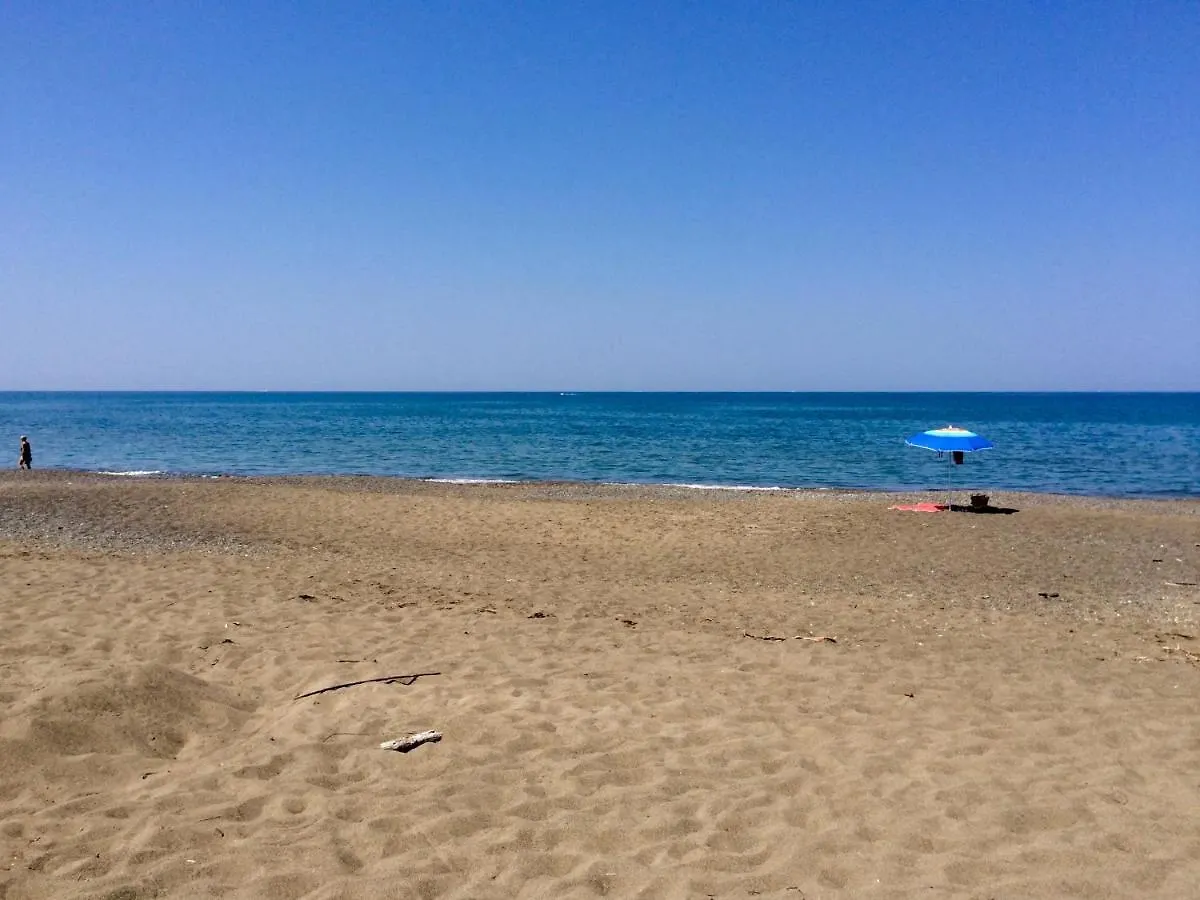 Casa Sophia: Seaside Villa with Private Pool and Garden Guardistallo Holiday home